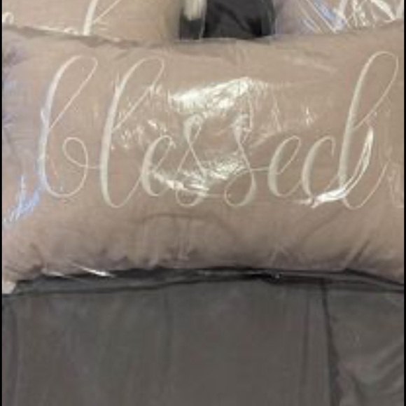 New Blessed Pillow - Picture 1 of 2